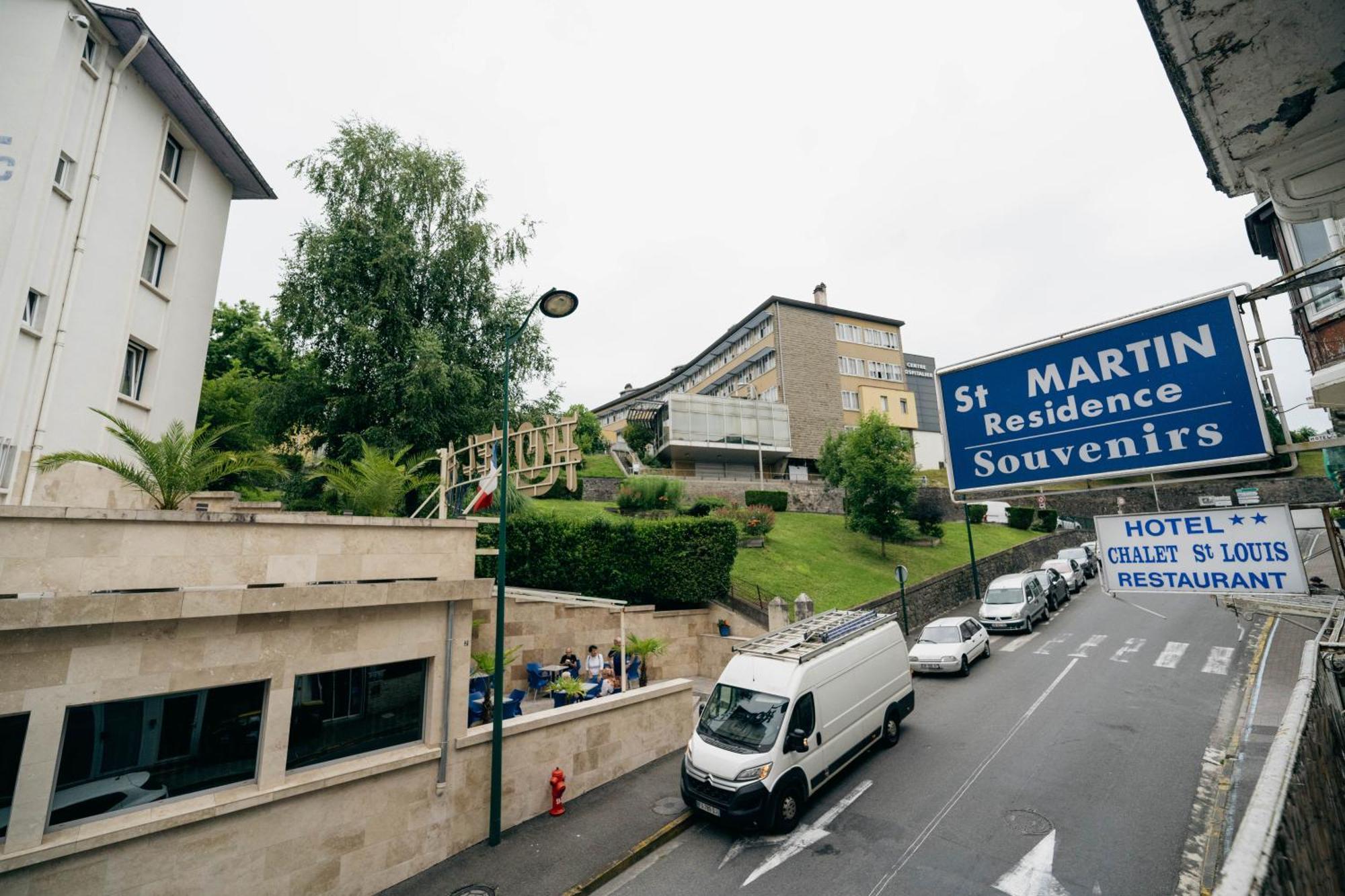 Le Sejour Cine-Proche Du Centre-Wifi-Parking Lägenhet Lourdes Exteriör bild
